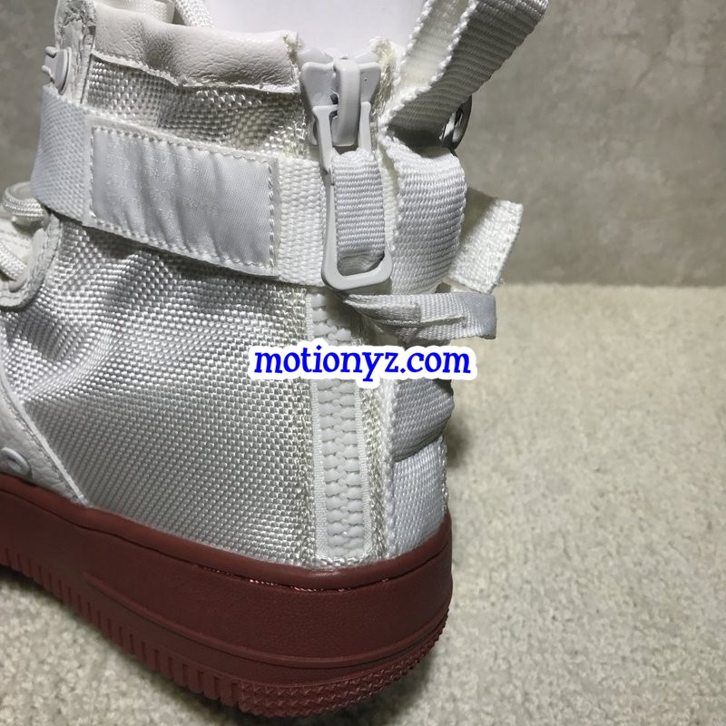 Nike SF Air Force 1 Mid QS